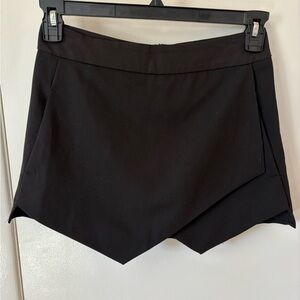 Bloomingdale’s Aqua envelope skort medium